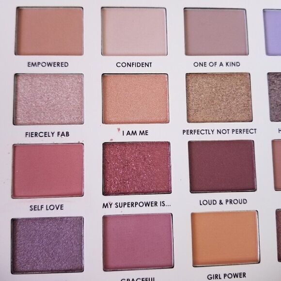 Ciate London - I Am Woman 24 Shade Eyeshadow Palette V2 - Picture 7 of 9
